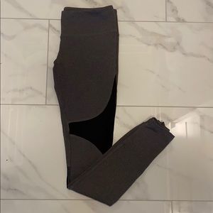 Alo Yoga leggings